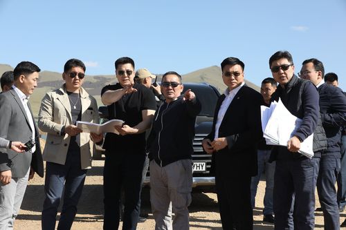 Хөлбөмбөгийн талбайн тоног төхөөрөмжийг Голландаас оруулж ирнэ